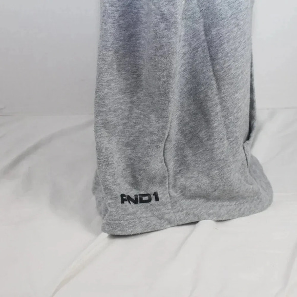 AND1 - Picture 8 of 9